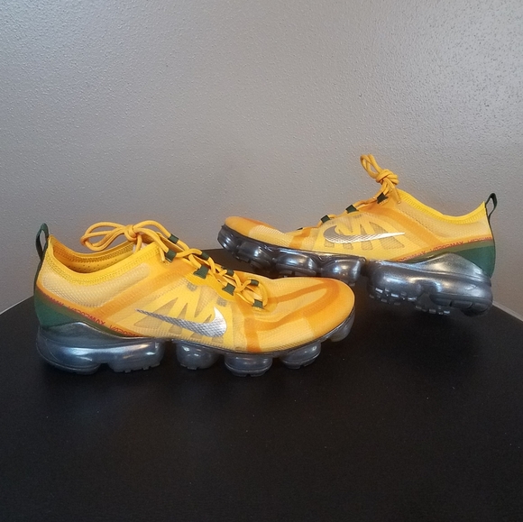 vapormax canyon gold